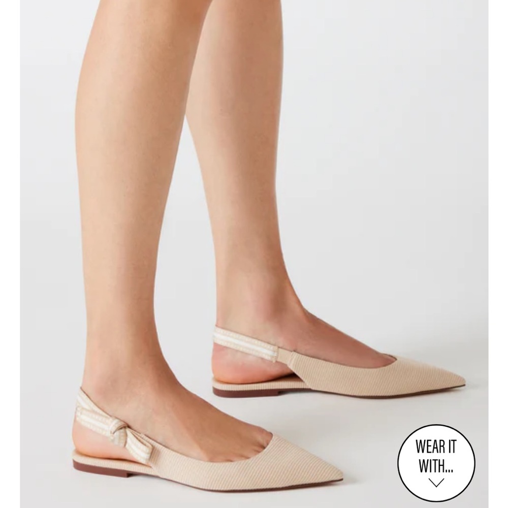 New in Box Steve Madden Olsen Taupe Flats